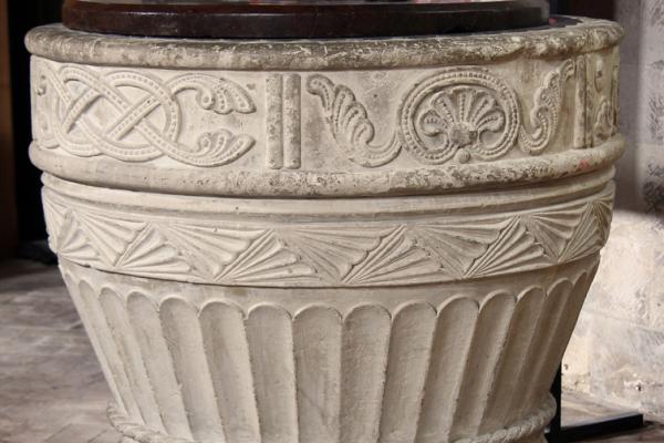 Dunstable, St.Peter's Priory Font