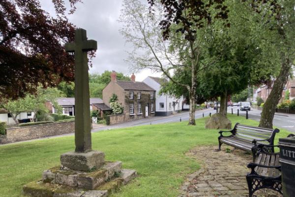 Newburgh, Village Cross